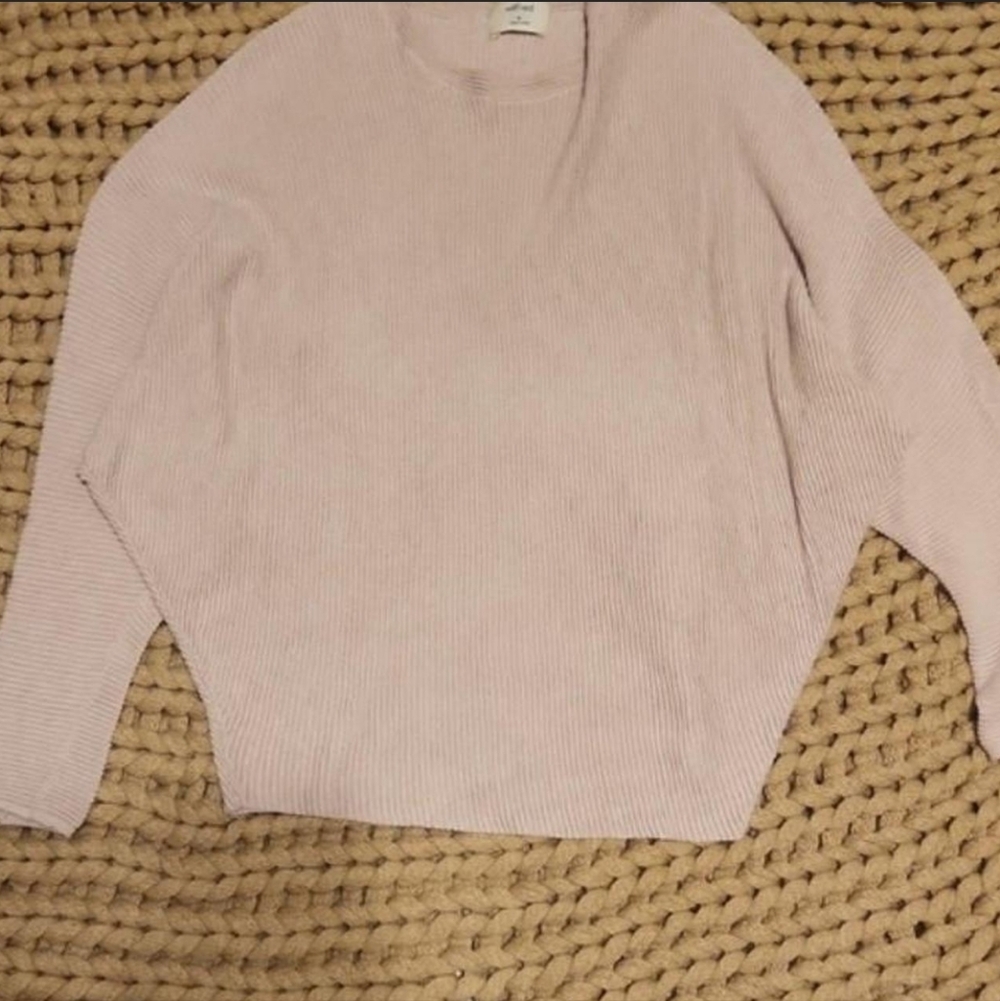 Wilfred pink long sleeve top with a relaxed fit medium #cozy #pastel